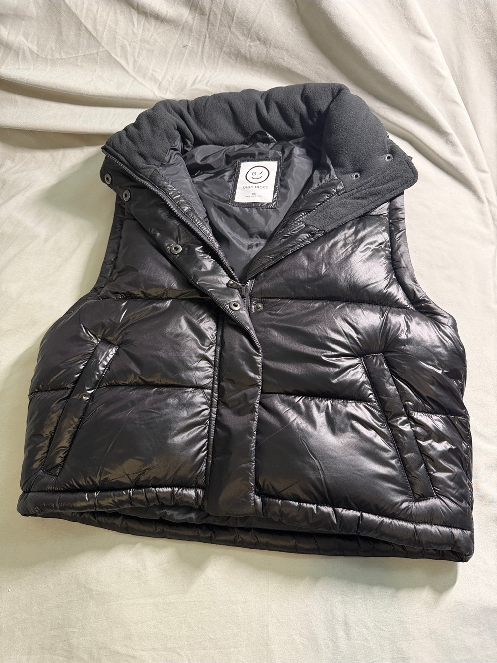 Gilly Hicks Black and White Logo Patch Puffer Vest